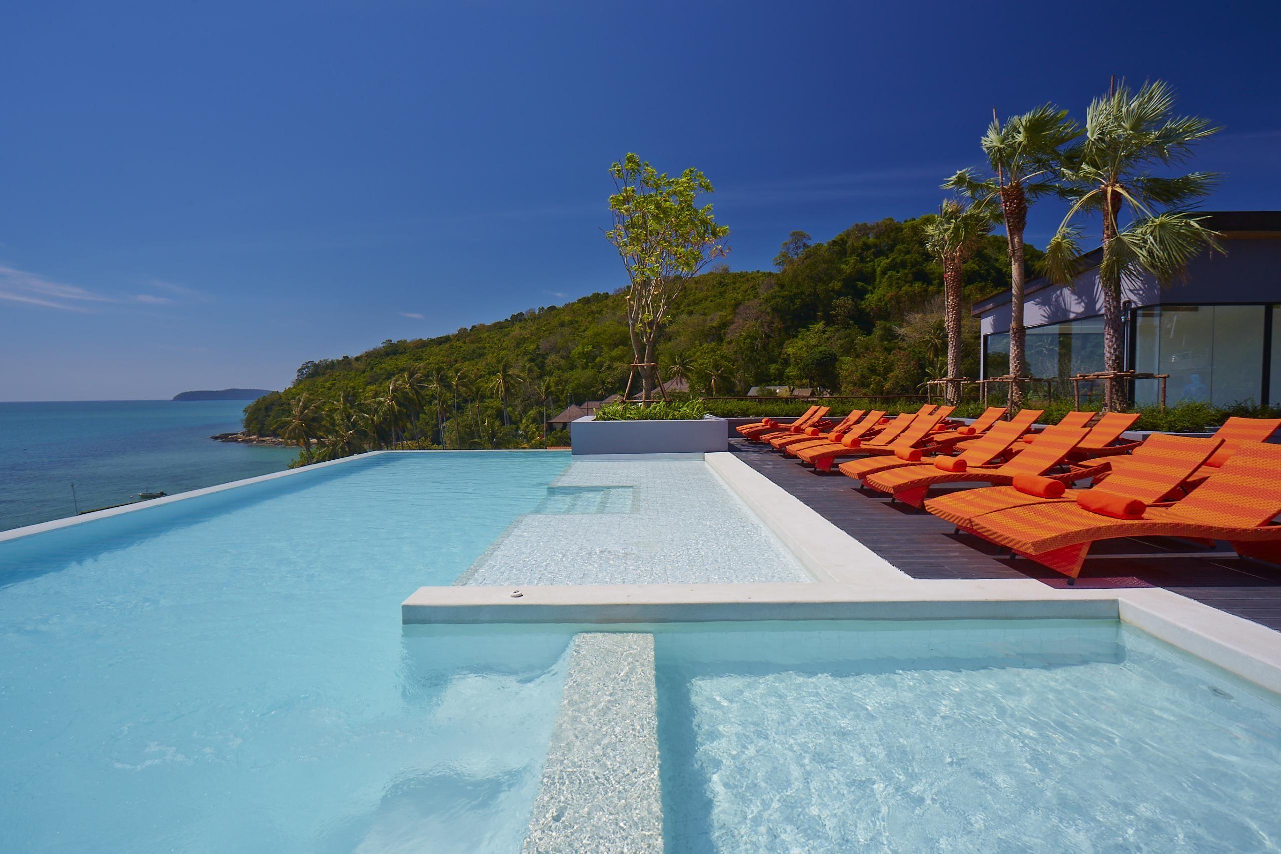 Bandara Phuket Beach Resort - SHA Extra Plus Cape Panwa Bagian luar foto
